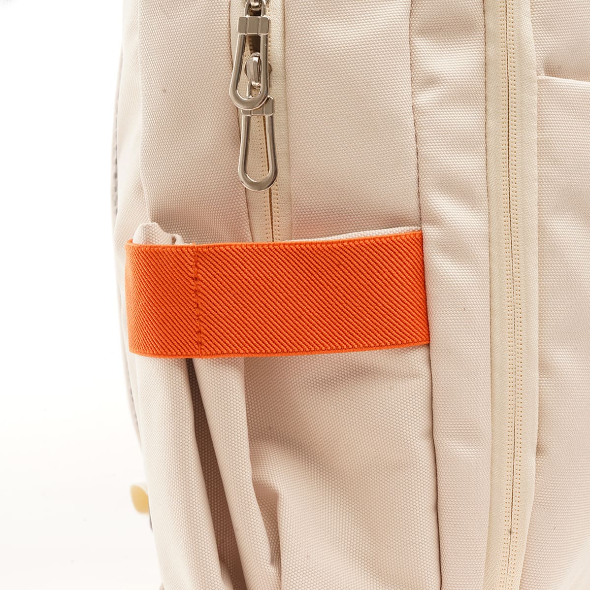 Porta Notebook mujer impermeable detalle